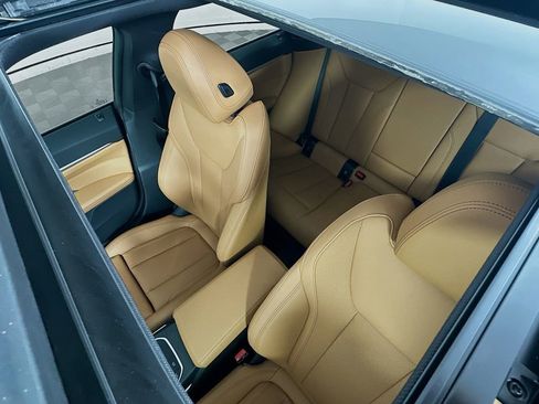 Used 2023 BMW i4 eDrive35 w/ Premium Package image 21