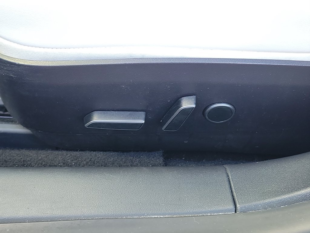 Used 2021 Tesla Model 3 Standard Range Plus RWD image 22