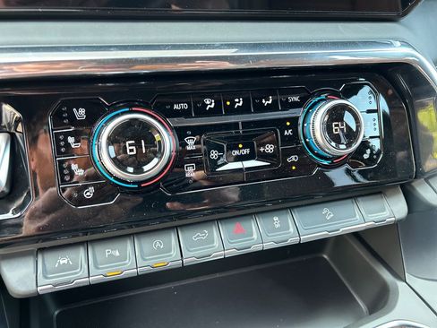 New 2026 GMC Sierra 1500 Denali Ultimate AWD/4WD image 26