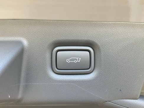 Used 2025 Hyundai Ioniq 5 SEL image 10