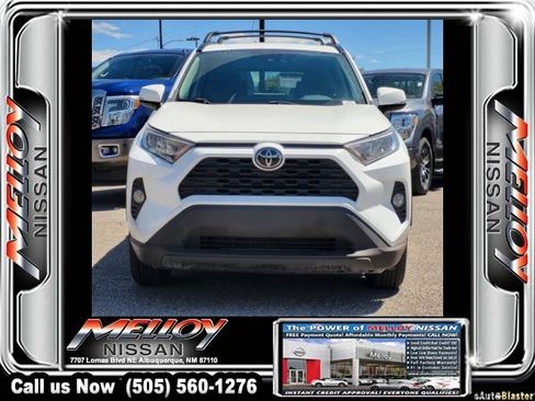 Used 2020 Toyota RAV4 XLE w/ Convenience Package image 2