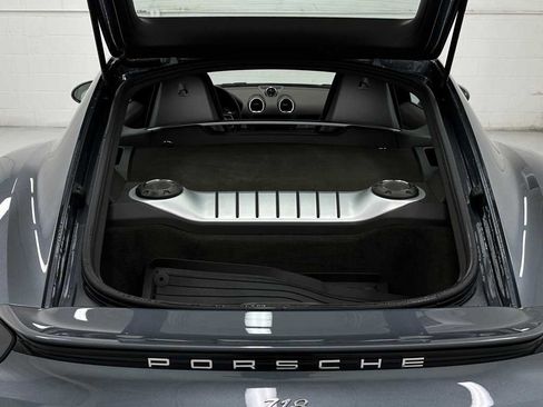 Used 2025 Porsche 718 Cayman image 32