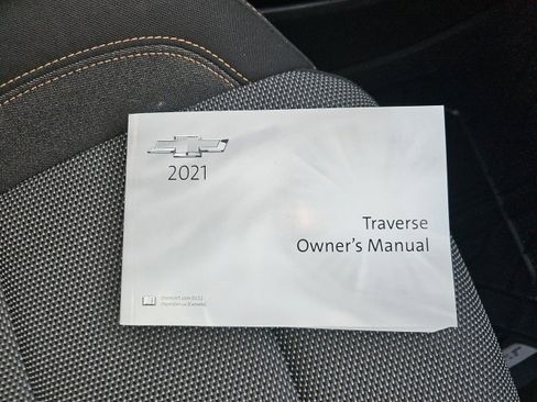 Used 2021 Chevrolet Traverse LS image 30