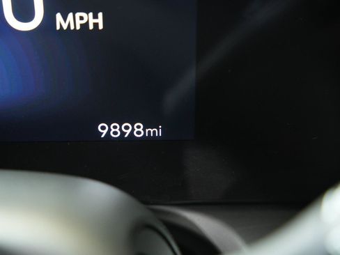 Used 2026 Buick Encore GX Avenir w/ Avenir Technology Package AWD/4WD image 36