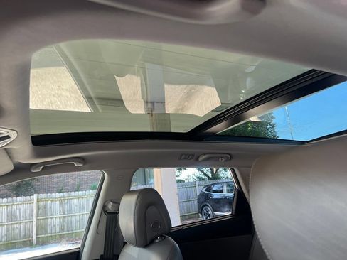 Used 2018 Hyundai Santa Fe AWD image 8