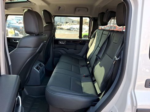 New 2025 INEOS Grenadier Fieldmaster Edition image 7