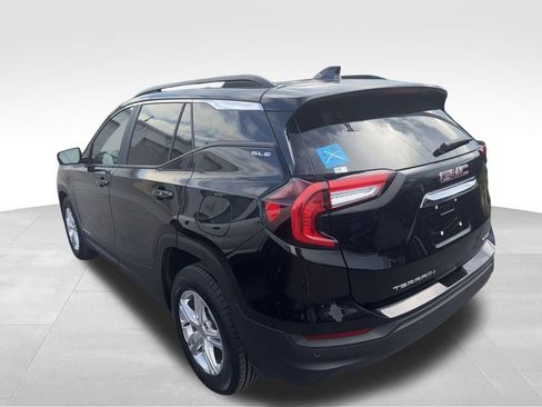 Used 2022 GMC Terrain SLE w/ Driver Convenience Package AWD/4WD image 26