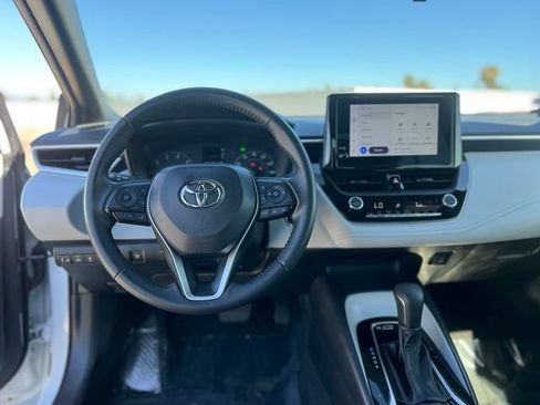 Used 2023 Toyota Corolla SE w/ Carpet Mat Package (TMS) FWD image 14