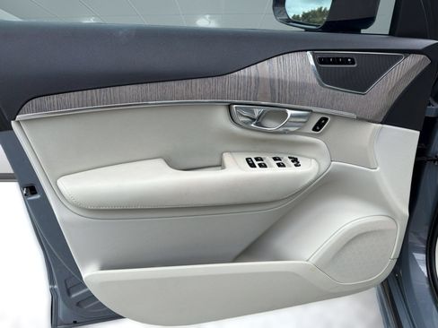 Certified 2023 Volvo XC90 T8 Plus w/ Protection Package AWD/4WD image 13