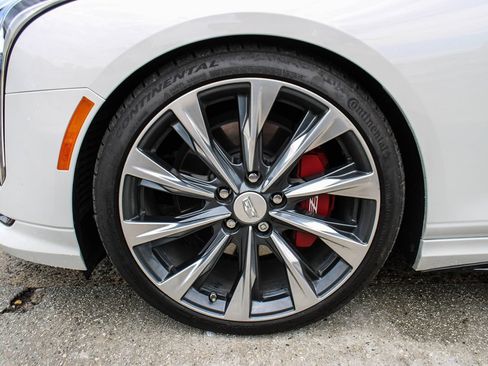 Used 2022 Cadillac CT4 V w/ Navigation Package RWD image 40