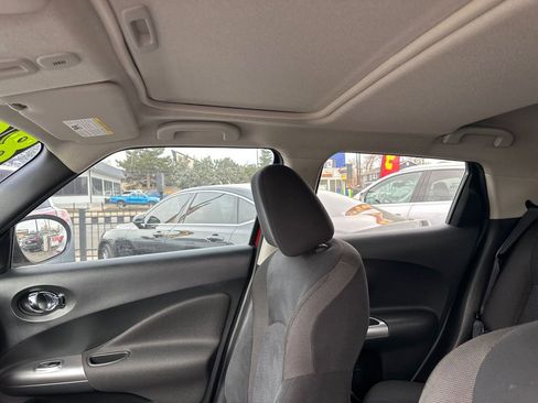 Used 2011 Nissan Juke SV image 25