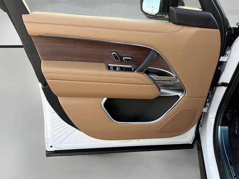New 2026 Land Rover Range Rover SE AWD/4WD image 22