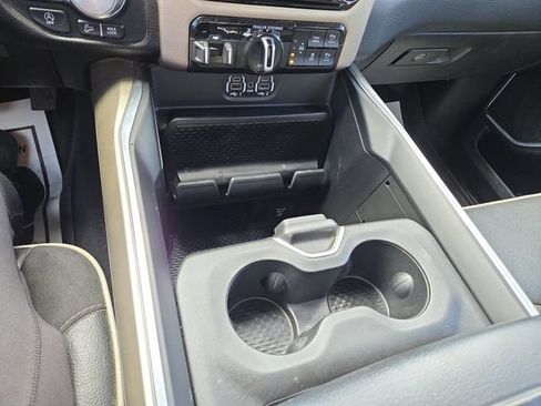 Used 2021 RAM 1500 Laramie AWD/4WD image 23