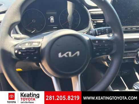 Used 2022 Kia Rio S w/ Option Group 015 FWD image 12