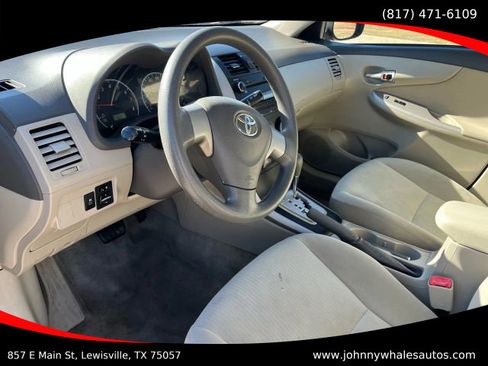 Used 2010 Toyota Corolla S image 12