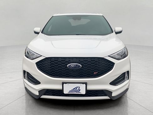 Used 2022 Ford Edge ST image 2