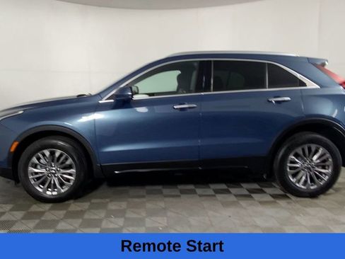 Used 2025 Cadillac XT4 Premium Luxury w/ Cold Weather Package image 8