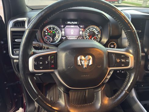 Used 2019 RAM 1500 Big Horn AWD/4WD image 17