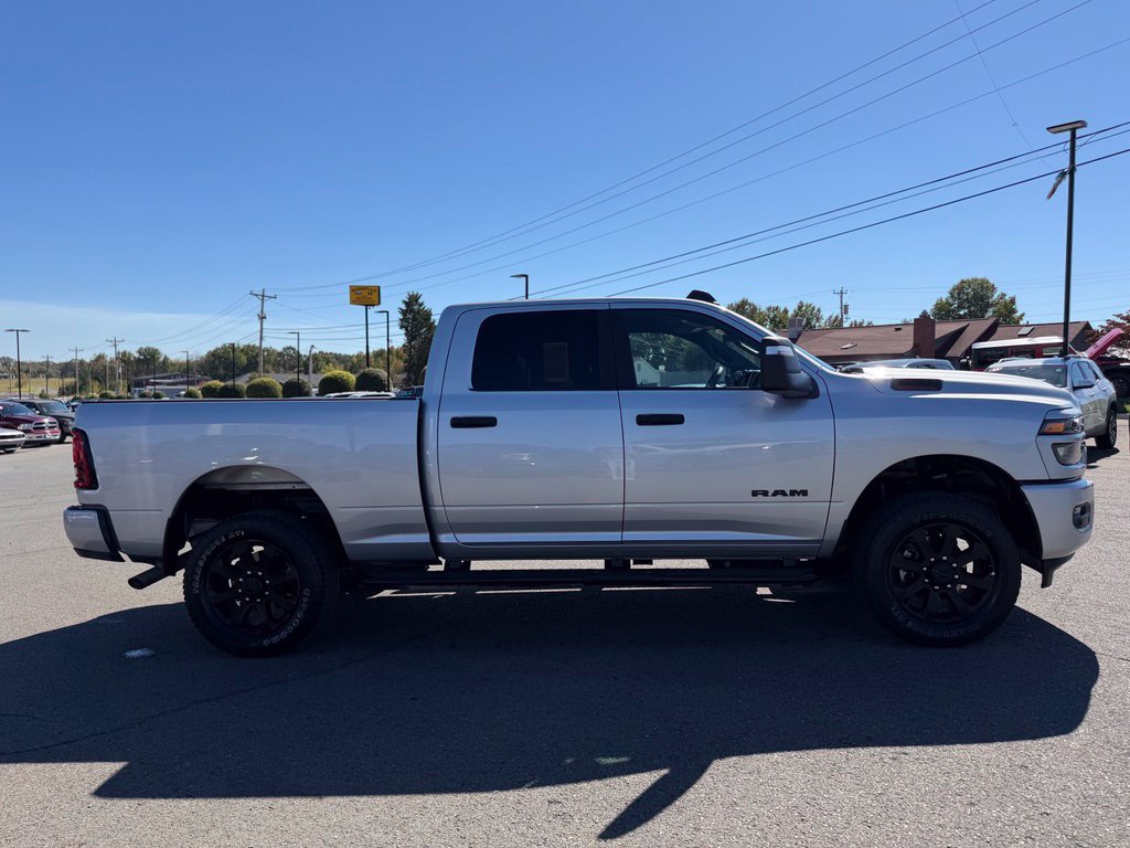 Used 2026 RAM 2500 Big Horn AWD/4WD image 2