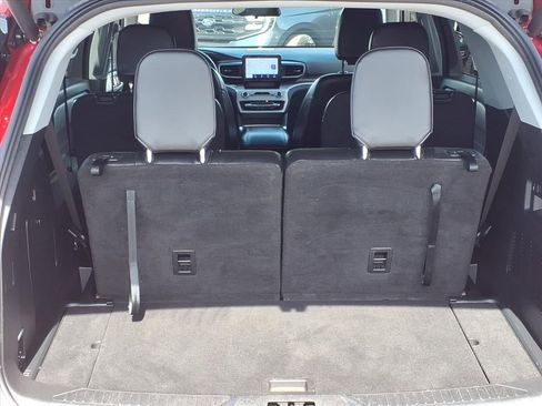 Certified 2023 Ford Explorer XLT w/ Equipment Group 202A image 16