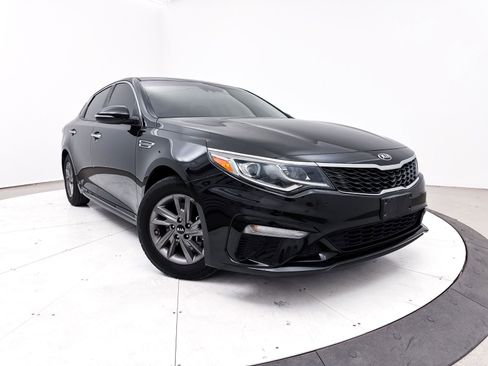 Used 2020 Kia Optima LX image 1