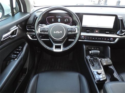 Used 2023 Kia Sportage EX image 14