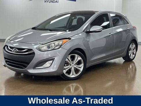 Used 2014 Hyundai Elantra GT w/ Option Group 03 FWD image 1