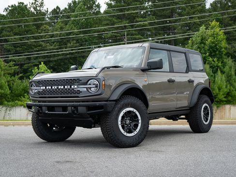 New 2026 Ford Bronco Badlands AWD/4WD image 2