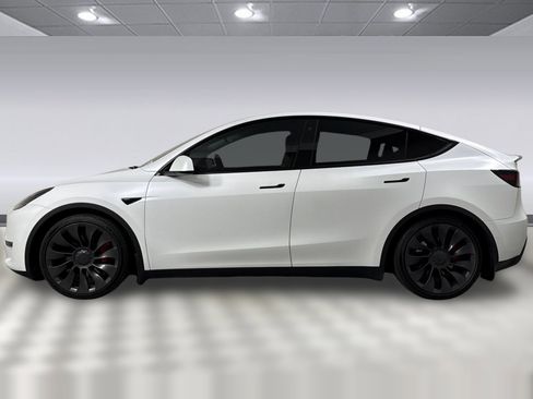 Used 2021 Tesla Model Y Performance image 2