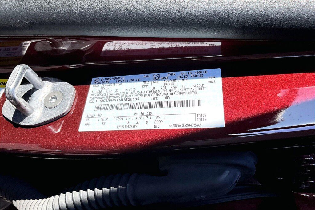 Used 2021 Ford Escape SEL AWD/4WD image 19