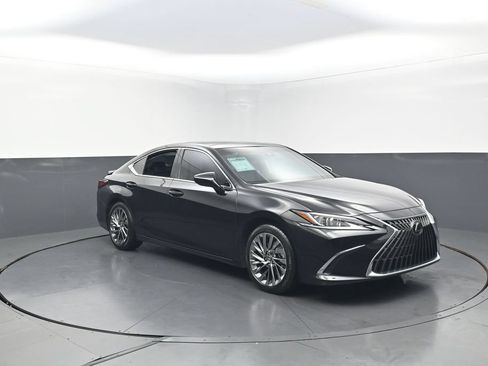 Used 2024 Lexus ES 350 w/ Accessory Package (Z2) FWD image 8