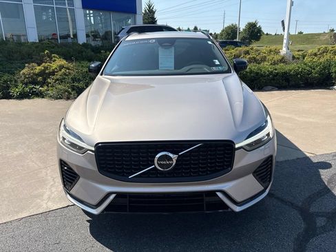 Certified 2025 Volvo XC60 T8 Plus w/ Protection Package Premier AWD/4WD image 3
