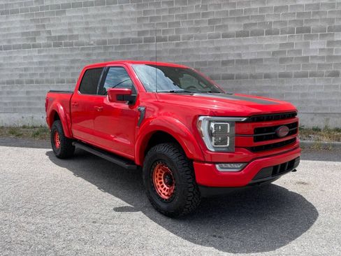 Used 2021 Ford F150 Lariat w/ Equipment Group 502A High AWD/4WD image 3
