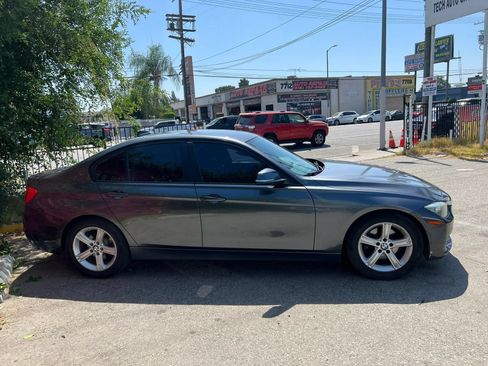Used 2014 BMW 320i Sedan RWD image 3