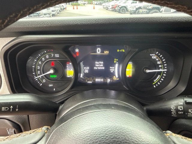 Used 2024 Jeep Wrangler Unlimited w/ Convenience Group AWD/4WD image 8