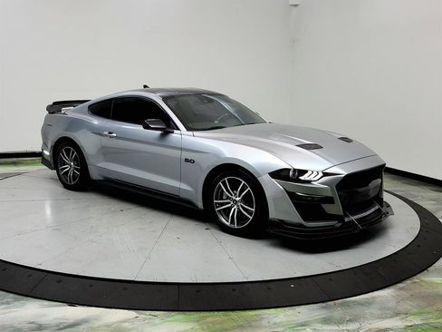 Used 2022 Ford Mustang GT w/ Black Accent Package RWD image 3