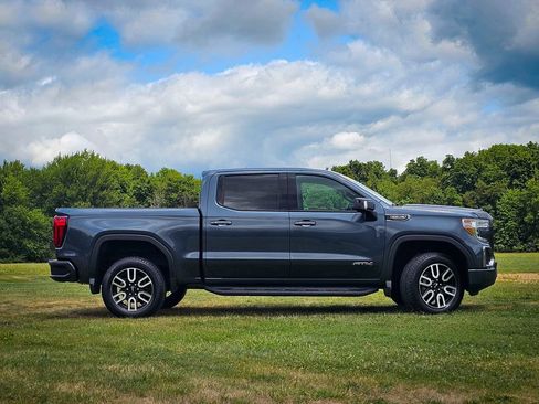 Used 2020 GMC Sierra 1500 AT4 w/ AT4 Premium Package AWD/4WD image 2