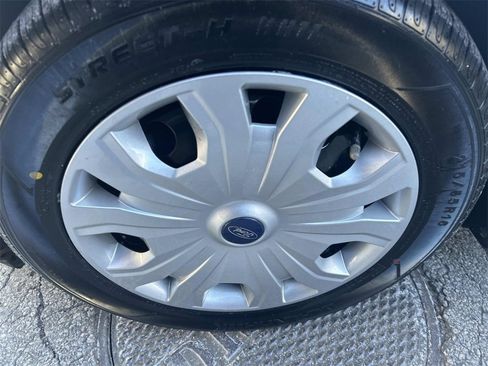 Used 2022 Ford Transit Connect XL image 9