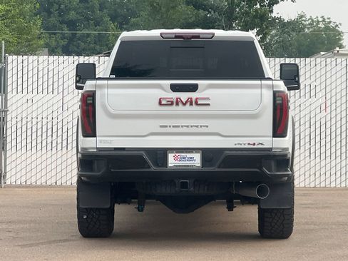 Certified 2024 GMC Sierra 2500 AT4X AWD/4WD image 5
