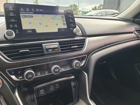 Used 2022 Honda Accord Touring image 34
