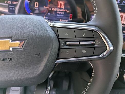 New 2025 Chevrolet Blazer EV LT image 16