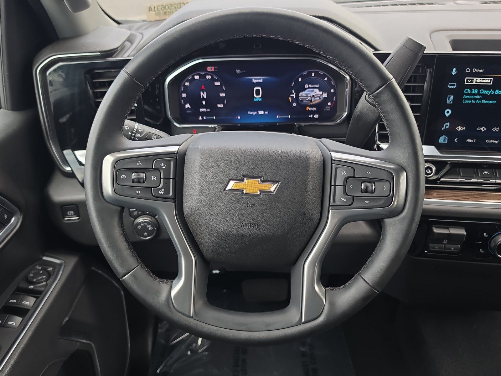 Certified 2026 Chevrolet Silverado 1500 LT AWD/4WD image 12