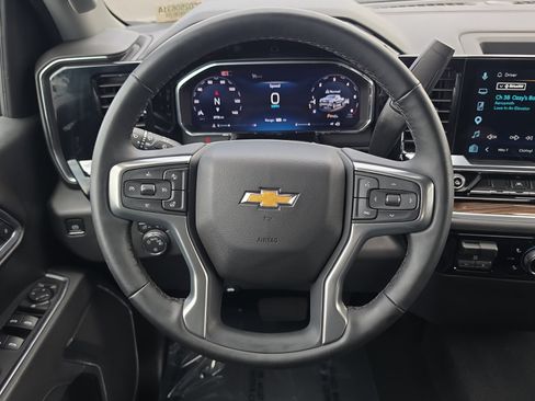 Used 2026 Chevrolet Silverado 1500 LT AWD/4WD image 12