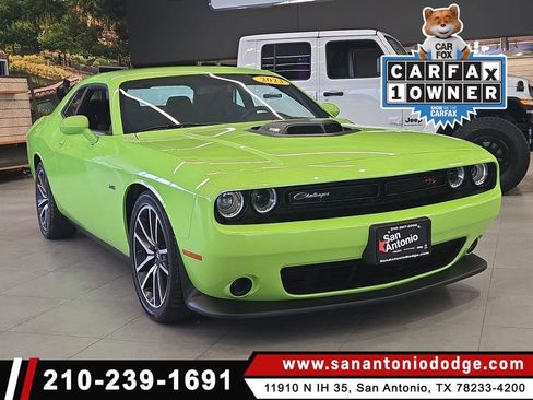 Used 2023 Dodge Challenger R/T w/ Shaker Package image 1