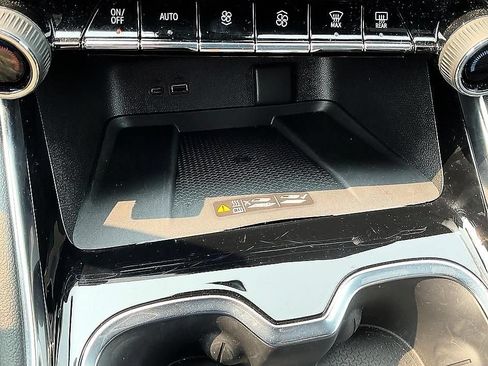 Used 2026 Chevrolet Traverse LT w/ LPO, Floor Liner Package AWD/4WD image 24