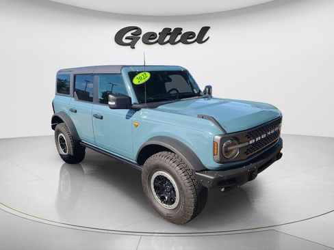 Used 2022 Ford Bronco Badlands w/ Sasquatch Package AWD/4WD image 2