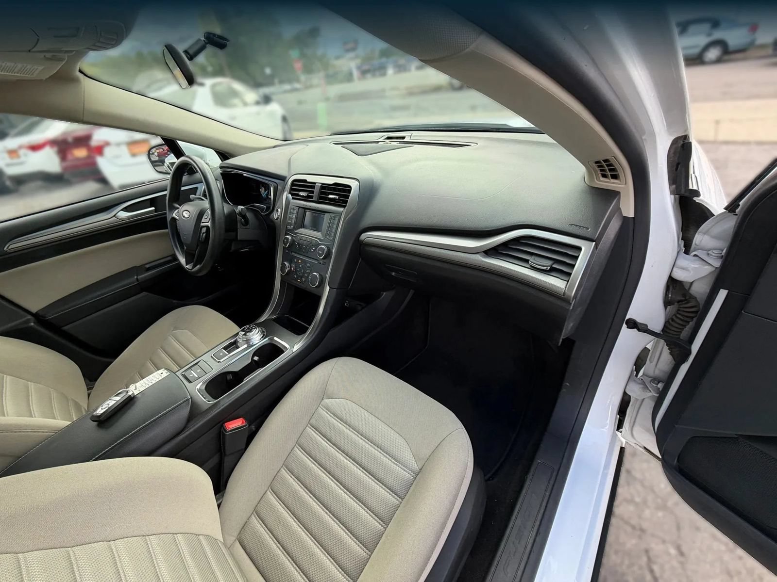 Used 2018 Ford Fusion S FWD image 16