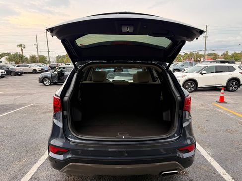 Used 2018 Hyundai Santa Fe Sport w/ 2.4L Tech Package 04 FWD image 5