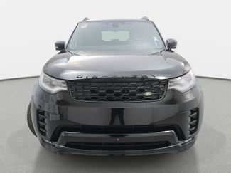 Certified 2025 Land Rover Discovery Dynamic SE video 2