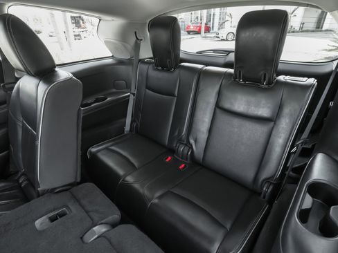 Used 2020 INFINITI QX60 Luxe w/ Essential Package image 45